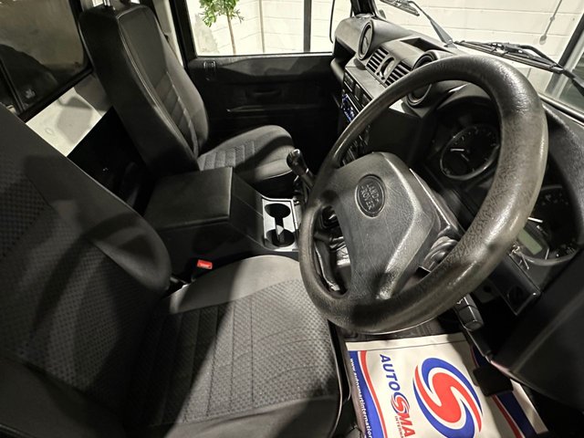 View our LAND ROVER DEFENDER