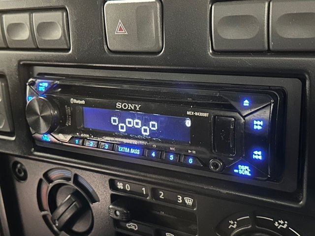 View our LAND ROVER DEFENDER