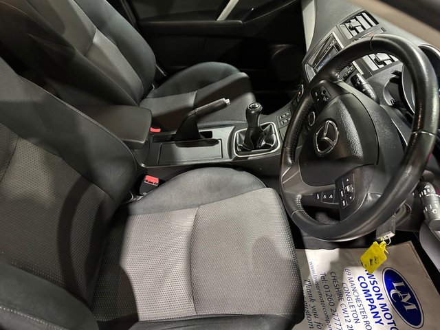 View our MAZDA MAZDA3