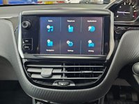 USED 2017 17 PEUGEOT 2008 1.2 PureTech Allure SUV 5dr Petrol Manual Euro 6 (s/s) (110 ps) Apple CarPlay, Cruise Control, Low Mileage