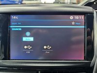USED 2017 17 PEUGEOT 2008 1.2 PureTech Allure SUV 5dr Petrol Manual Euro 6 (s/s) (110 ps) Apple CarPlay, Cruise Control, Low Mileage