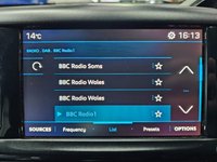 USED 2017 17 PEUGEOT 2008 1.2 PureTech Allure SUV 5dr Petrol Manual Euro 6 (s/s) (110 ps) Apple CarPlay, Cruise Control, Low Mileage