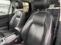 USED 2018 68 LAND ROVER DISCOVERY SPORT 2.0 TD4 HSE SUV 5dr Diesel Auto 4WD Euro 6 (s/s) (180 ps) A LOVELY ADDITION TO OUR FORECOURT FINISHED IN CORRIS GREY METALLIC PAINT+ONLY 1 FORMER KEEPER+SERVICE HISTORY+7 SEATER+DIESEL+AUTOMATIC+ELECTRIC DEPLOYABLE TOW BAR+HEATED STEERING WHEEL+LANE ASSIST+FULL PANORAMIC GLASS ROOF+FULL LEATHER INTERIOR AND CONTRAST ROOF IN NARVIC BLACK+SATELLITE NAVIGATION+PARK ASSIST+CLIMATE CONTROL+20 INCH, 5 SPLIT SPOKE, GLOSS BLACK ALLOY WHEELS+1 FULL YEARS MOT PRIOR TO COLLECTION+COST NEW &pound;45635 MAKING THIS USED VEHICLE AMAZING VALUE AT OUR LOW PRICE!!!!!!!!!!!!!