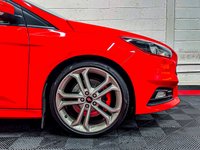 USED 2015 65 FORD FOCUS 2.0T EcoBoost ST-2 Hatchback 5dr Petrol Manual Euro 6 (s/s) (250 ps) 