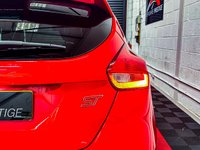 USED 2015 65 FORD FOCUS 2.0T EcoBoost ST-2 Hatchback 5dr Petrol Manual Euro 6 (s/s) (250 ps) 