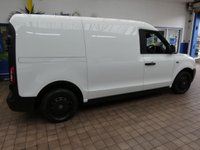 USED 2022 22 LEVC VN5 31kWh Business Panel Van 5dr Petrol Plug-in Hybrid Auto Euro 6 (Range Extender) (150 ps) AIR CON BLUETOOTH PARKING SENSORS 1 OWNER LEVC WARRANTY TILL JUNE 2027