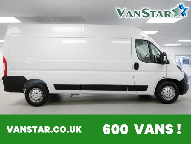 View our Peugeot Boxer 335 2.2 BLUEHDI 140 BHP L3 H2 PROFESSIONAL PREMIUM PLUS +