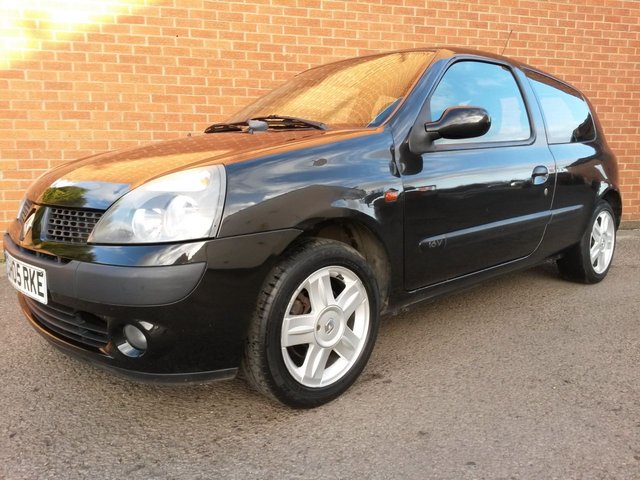 2005 05 Renault Clio 1.1 EXTREME 4 DYNAMIQUE 16V 3d 75 BHP