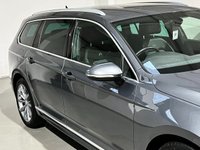 USED 2015 65 VOLKSWAGEN PASSAT 2.0 TDI BlueMotion Tech R-Line Estate 5dr Diesel DSG Euro 6 (s/s) (190 ps) 