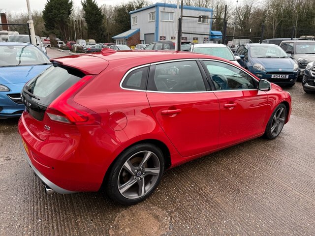 2015 VOLVO V40 1.6 D2 R-Design Hatchback 5dr Diesel Manual Euro 5 (s/s) (115 ps) - Photo 3