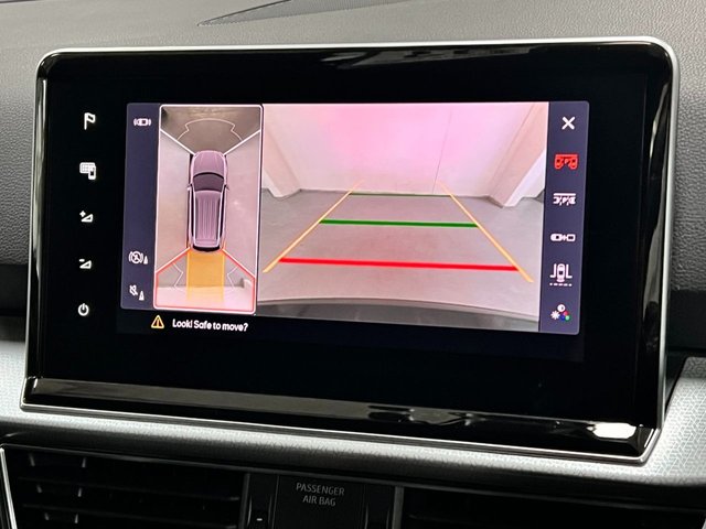 View our SEAT TARRACO