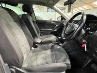 USED 2019 19 VOLKSWAGEN TIGUAN 2.0 TDI SEL SUV 5dr Diesel DSG 4Motion Euro 6 (s/s) (150 ps) 
