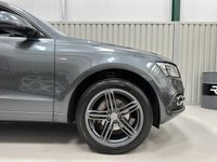USED 2015 15 AUDI Q5 2.0 TDI S line Plus SUV 5dr Diesel S Tronic quattro Euro 5 (s/s) (177 ps) Heated full leather seats