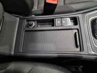 USED 2019 19 VOLKSWAGEN E-GOLF 35.8kWh e-Golf Hatchback 5dr Electric Auto (136 ps) 