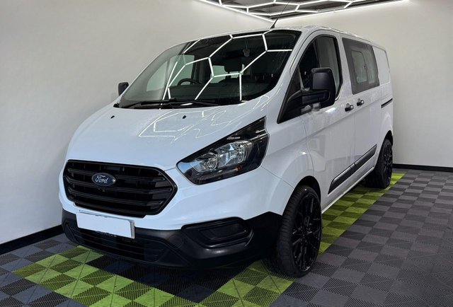 View our FORD TRANSIT CUSTOM