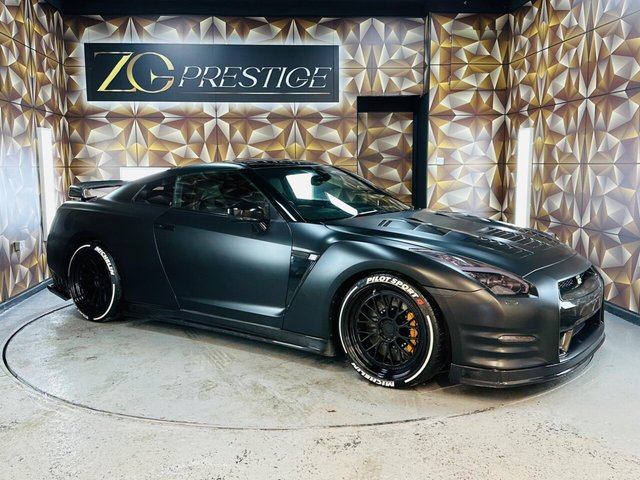 2011 NISSAN GT-R 3.8 V6 Premium Edition Auto 4WD Euro 5 2dr