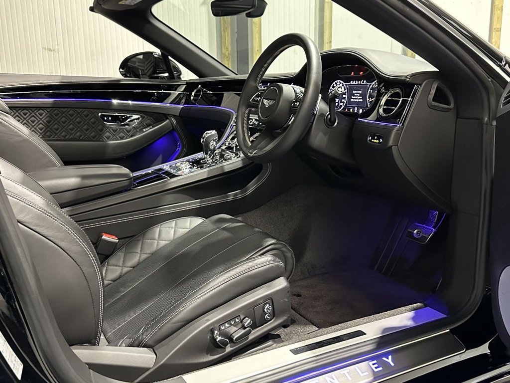 USED 2021 71 BENTLEY CONTINENTAL 4.0 V8 GTC Convertible 2dr Petrol Auto 4WD Euro 6 (s/s) (550 ps) BENTLEY WARRANTY JANUARY 2026