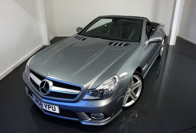 2008 58 Mercedes-Benz Sl 3.5 SL350 Convertible 2dr Petrol 7G-Tronic-SUPERB EXAMPLE FINISHED IN PALLADIUM SILVER METALLIC WITH HEATED BLACK LEATHER UPHOLSTERY-REAR  PARKING SENSORS-ELECTRIC MEMORY FRONT SEATS-ELECTRIC FOLDING MIRRORS-XENON HEADLIGHTS-19