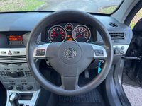 USED 2009 09 VAUXHALL ASTRA 1.8i 16v Club Estate 5dr Petrol Automatic (186 g/km, 138 bhp) 