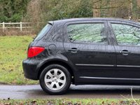 USED 2006 56 PEUGEOT 307 1.6 16v S Hatchback 5dr Petrol Manual (174 g/km, 110 bhp) 