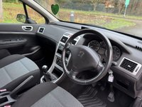 USED 2006 56 PEUGEOT 307 1.6 16v S Hatchback 5dr Petrol Manual (174 g/km, 110 bhp) 