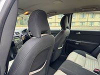 USED 2011 11 VOLVO V50 1.6 D2 R-Design Estate 5dr Diesel Manual Euro 5 (115 ps) 