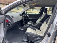 USED 2011 11 VOLVO V50 1.6 D2 R-Design Estate 5dr Diesel Manual Euro 5 (115 ps) 