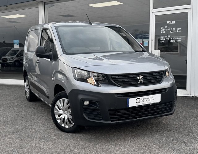 2020 70 Peugeot Partner 1.5 BlueHDi 1000 Professional Standard Panel Van 5dr Diesel Manual SWB Euro 6 (s/s) (100 bhp)