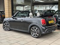 USED 2022 22 MINI CONVERTIBLE 2.0 Cooper S Exclusive Convertible 2dr Petrol Steptronic Euro 6 (s/s) (178 ps) Rear Camera / Park Assist