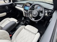 USED 2022 22 MINI CONVERTIBLE 2.0 Cooper S Exclusive Convertible 2dr Petrol Steptronic Euro 6 (s/s) (178 ps) Rear Camera / Park Assist