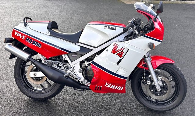 1986 D Yamaha Rd 500LC 2 Stroke Sports Classic