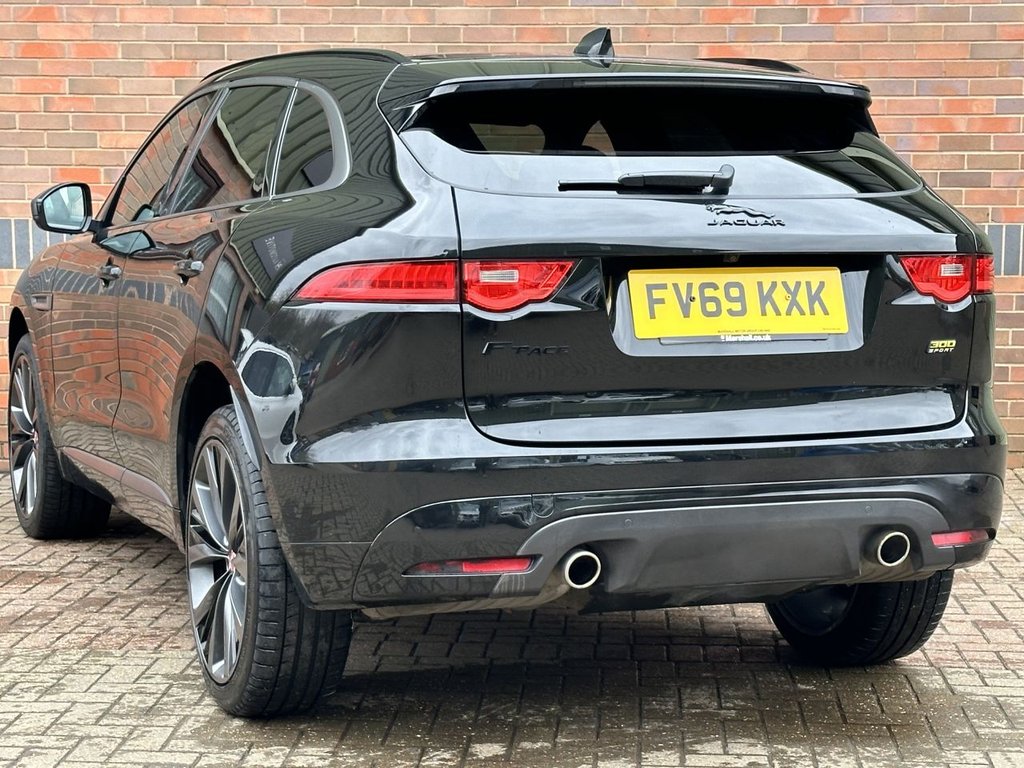USED 2019 69 JAGUAR F-PACE 3.0 D300 V6 300 Sport SUV 5dr Diesel Auto AWD Euro 6 (s/s) (300 ps) PANORAMIC ROOF|1 YEAR WARRANTY