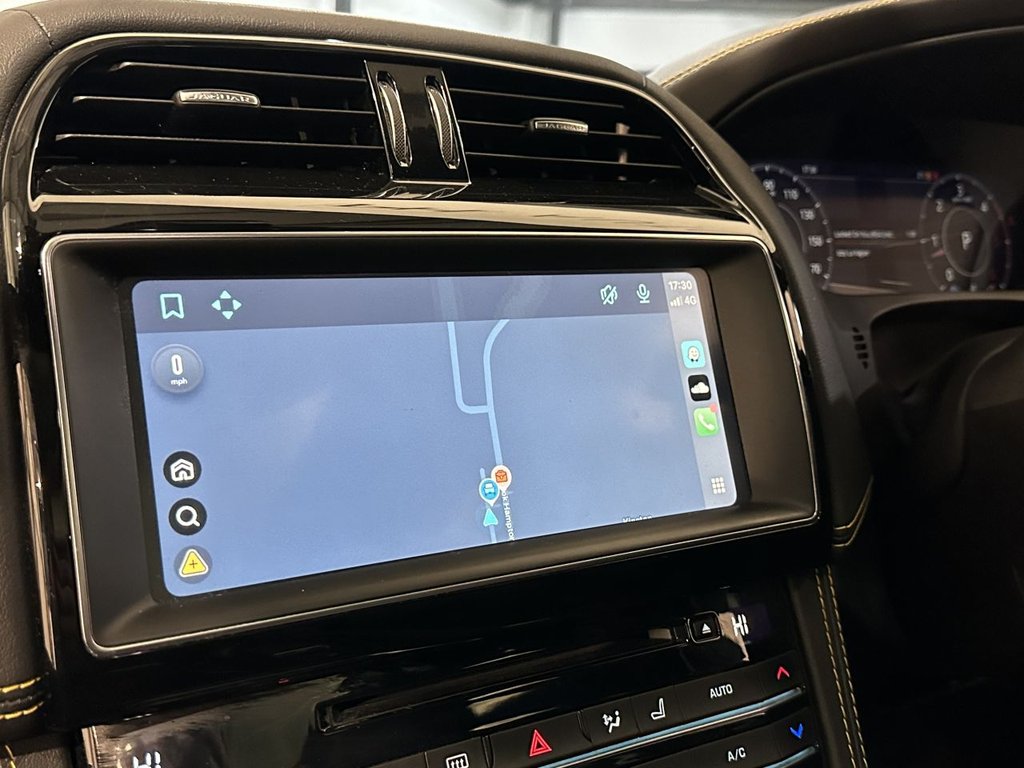 USED 2019 69 JAGUAR F-PACE 3.0 D300 V6 300 Sport SUV 5dr Diesel Auto AWD Euro 6 (s/s) (300 ps) PANORAMIC ROOF|1 YEAR WARRANTY