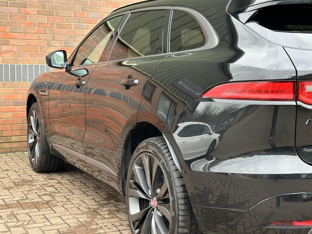 USED 2019 69 JAGUAR F-PACE 3.0 D300 V6 300 Sport SUV 5dr Diesel Auto AWD Euro 6 (s/s) (300 ps) PANORAMIC ROOF|1 YEAR WARRANTY