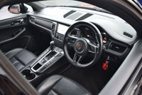 USED 2018 68 PORSCHE MACAN 2.0T SUV 5dr Petrol PDK 4WD Euro 6 (s/s) (252 ps) PAN ROOF / BOSE / PDLS / CAM