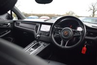 USED 2018 68 PORSCHE MACAN 2.0T SUV 5dr Petrol PDK 4WD Euro 6 (s/s) (252 ps) PAN ROOF / BOSE / PDLS / CAM