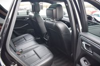 USED 2018 68 PORSCHE MACAN 2.0T SUV 5dr Petrol PDK 4WD Euro 6 (s/s) (252 ps) PAN ROOF / BOSE / PDLS / CAM