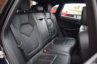 USED 2018 68 PORSCHE MACAN 2.0T SUV 5dr Petrol PDK 4WD Euro 6 (s/s) (252 ps) PAN ROOF / BOSE / PDLS / CAM