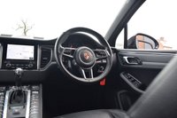 USED 2018 68 PORSCHE MACAN 2.0T SUV 5dr Petrol PDK 4WD Euro 6 (s/s) (252 ps) PAN ROOF / BOSE / PDLS / CAM
