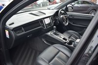 USED 2018 68 PORSCHE MACAN 2.0T SUV 5dr Petrol PDK 4WD Euro 6 (s/s) (252 ps) PAN ROOF / BOSE / PDLS / CAM