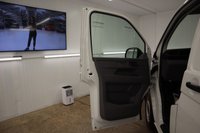 USED 2020 70 VOLKSWAGEN e-Transporter e 113 37.3kWh Panel Van 5dr Electric Auto LWB (113 ps) ONLY 1,515 MILES WITH APPLE CARPLAY & PARK DISTANCE CONTROL