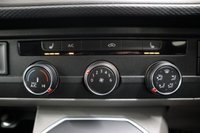 USED 2020 70 VOLKSWAGEN e-Transporter e 113 37.3kWh Panel Van 5dr Electric Auto LWB (113 ps) ONLY 1,515 MILES WITH APPLE CARPLAY & PARK DISTANCE CONTROL