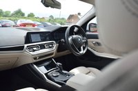 USED 2020 20 BMW 3 SERIES 2.0 330e 12kWh Sport Pro Saloon 4dr Petrol Plug-in Hybrid Auto Euro 6 (s/s) (292 ps) HEATED LEATHER / CARPLAY / FSH