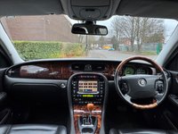 USED 2005 55 JAGUAR XJ 2.7 TDVi Sovereign Saloon 4dr Diesel Automatic (214 g/km, 204 bhp) 