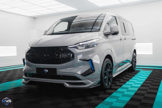 2024 Ford Transit Custom - Photo 12