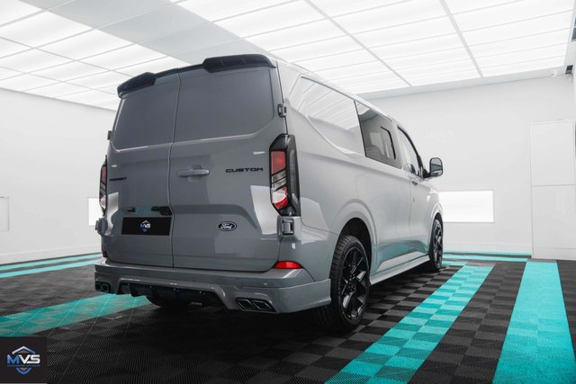 2024 Ford Transit Custom - Photo 8