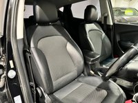 USED 2013 63 HYUNDAI IX35 2.0 CRDi SE SUV 5dr Diesel Auto 4WD Euro 5 (Nav) (134 bhp) 