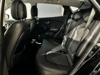 USED 2013 63 HYUNDAI IX35 2.0 CRDi SE SUV 5dr Diesel Auto 4WD Euro 5 (Nav) (134 bhp) 