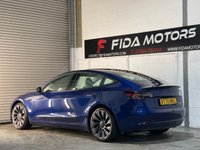 USED 2020 70 TESLA Model 3 (Dual Motor) Performance Saloon 4dr Electric Auto 4WDE (Performance Upgrade) (449 bhp) VAT QUALIFYING+WHITE LEATHER