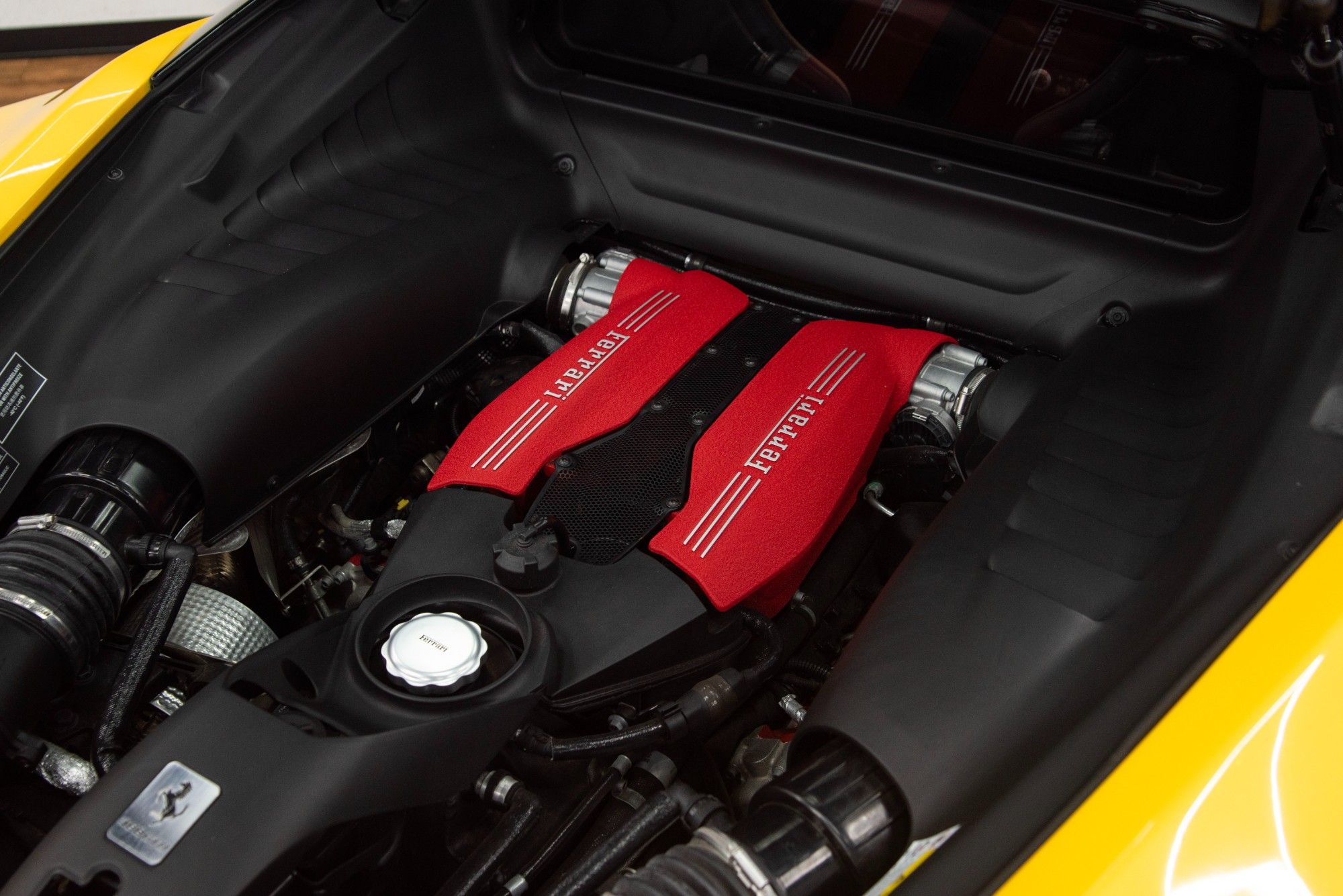 USED 2017 S FERRARI 488 3.9T V8 GTB Coupe  